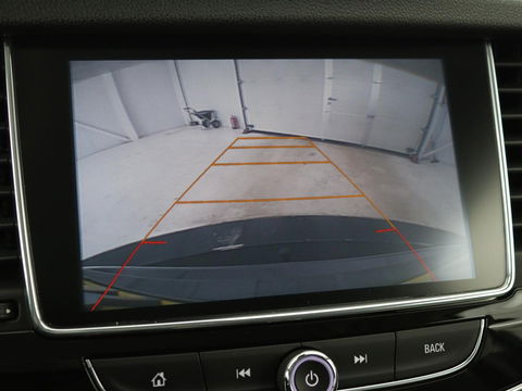 Opel Mokka X 1.4 Turbo Innovation | Automaat | Stoel & stuurverwarming | Trekhaak | Carplay | Navigatie | Camera | Xenon | Climate control | Keyless