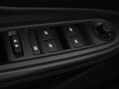 Opel Mokka X 1.4 Turbo Innovation | Automaat | Stoel & stuurverwarming | Trekhaak | Carplay | Navigatie | Camera | Xenon | Climate control | Keyless
