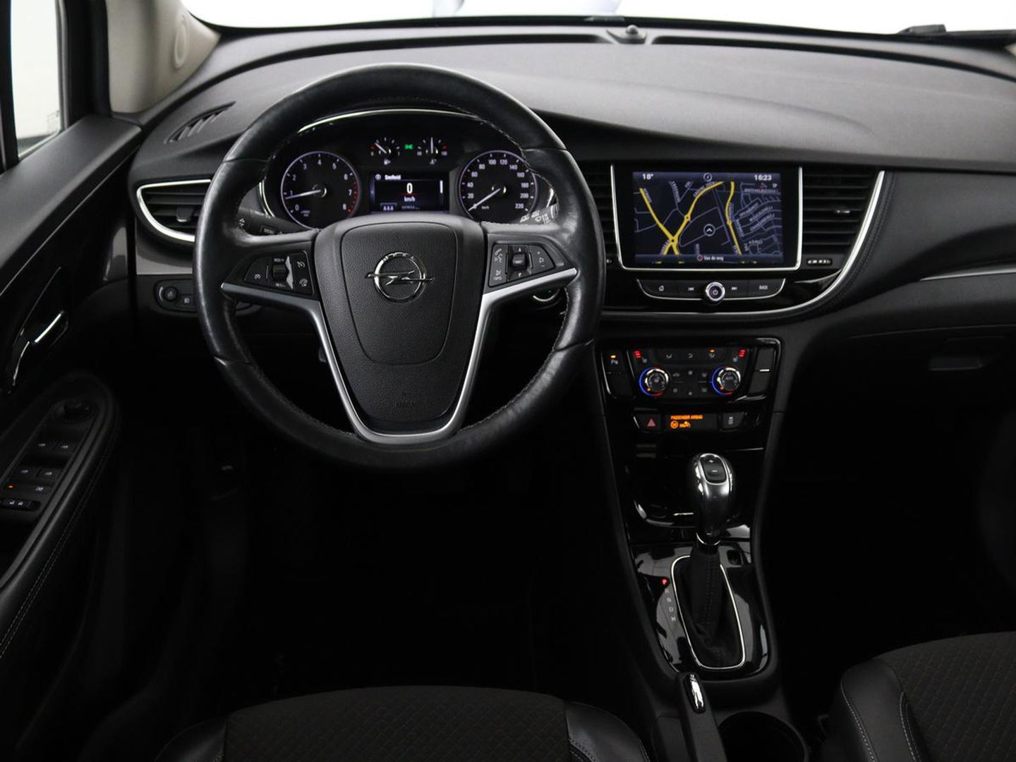 Opel Mokka X 1.4 Turbo Innovation | Automaat | Stoel & stuurverwarming | Trekhaak | Carplay | Navigatie | Camera | Xenon | Climate control | Keyless