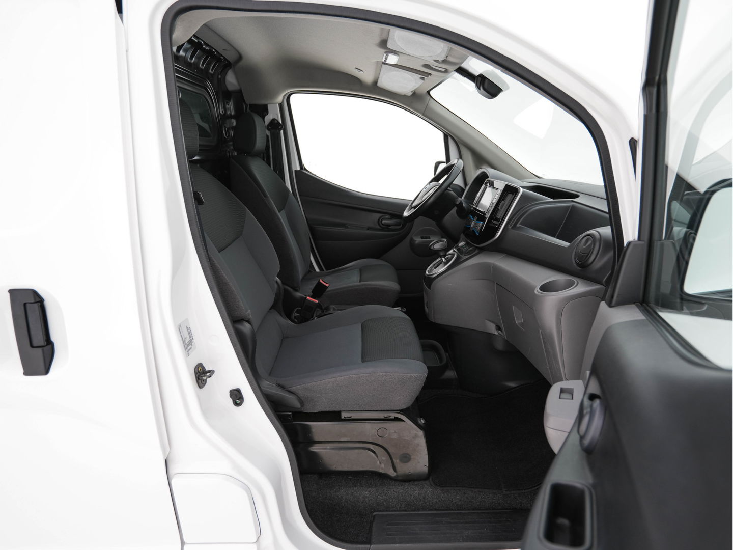 Nissan E-NV200 Business 24 kWh 138 km Range Aut. *NAVI-FULLMAP | COMFORT-SEATS | FASTLOADER | CAMERA | HEATED-SEATS | ECC | CRUISE | 15''ALU*