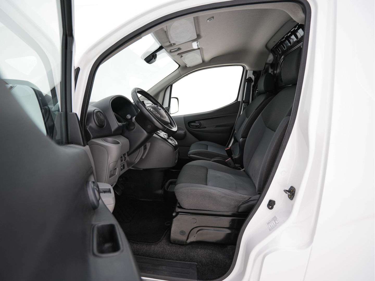 Nissan E-NV200 Business 24 kWh 138 km Range Aut. *NAVI-FULLMAP | COMFORT-SEATS | FASTLOADER | CAMERA | HEATED-SEATS | ECC | CRUISE | 15''ALU*