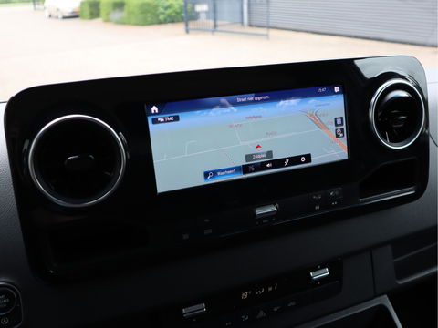 Mercedes-Benz Sprinter 514 CDI Automaat Bakwagen Laadklep - MBUX - Cruise - 3 Zits
