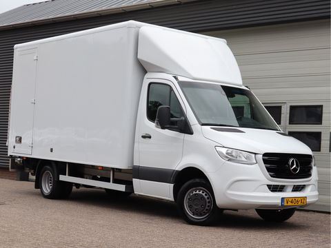 Mercedes-Benz Sprinter 514 CDI Automaat Bakwagen Laadklep - MBUX - Cruise - 3 Zits