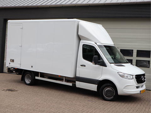 Mercedes-Benz Sprinter 514 CDI Automaat Bakwagen Laadklep - MBUX - Cruise - 3 Zits