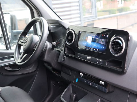 Mercedes-Benz Sprinter 514 CDI Automaat Bakwagen Laadklep - MBUX - Cruise - 3 Zits