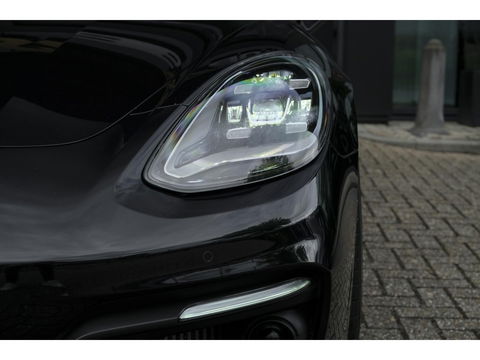 Porsche Panamera Sport Turismo 2.9 4S 560pk E-Hybrid Facelift Panoramadak *BTW* Luchtvering Softclose Bose 21" LMV Camera