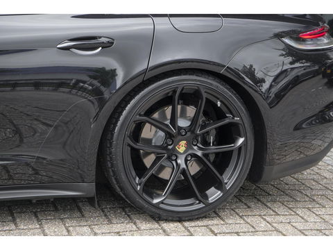 Porsche Panamera Sport Turismo 2.9 4S 560pk E-Hybrid Facelift Panoramadak *BTW* Luchtvering Softclose Bose 21" LMV Camera