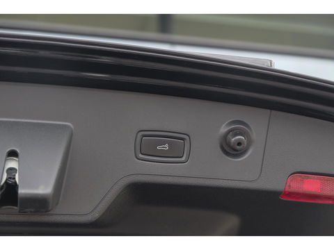 Porsche Panamera Sport Turismo 2.9 4S 560pk E-Hybrid Facelift Panoramadak *BTW* Luchtvering Softclose Bose 21" LMV Camera