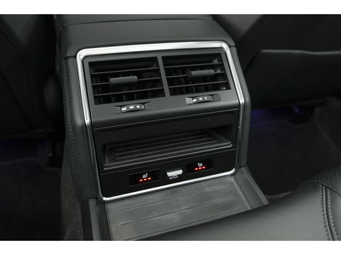 Porsche Panamera Sport Turismo 2.9 4S 560pk E-Hybrid Facelift Panoramadak *BTW* Luchtvering Softclose Bose 21" LMV Camera