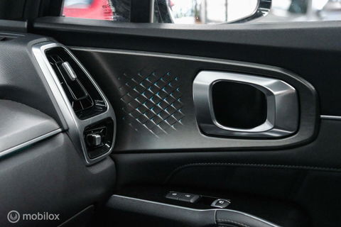 Kia Sorento 1.6 T-GDI Plug-in Hybrid 4WD ComfortLine | Panorama | Bose | Adaptive | Stoelkoeling | LED | Trekhaak | Leder | Zonneschermen |