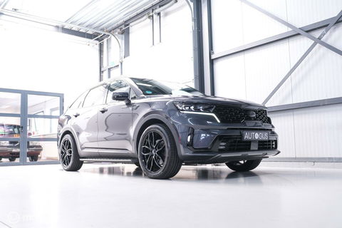 Kia Sorento 1.6 T-GDI Plug-in Hybrid 4WD ComfortLine | Panorama | Bose | Adaptive | Stoelkoeling | LED | Trekhaak | Leder | Zonneschermen |