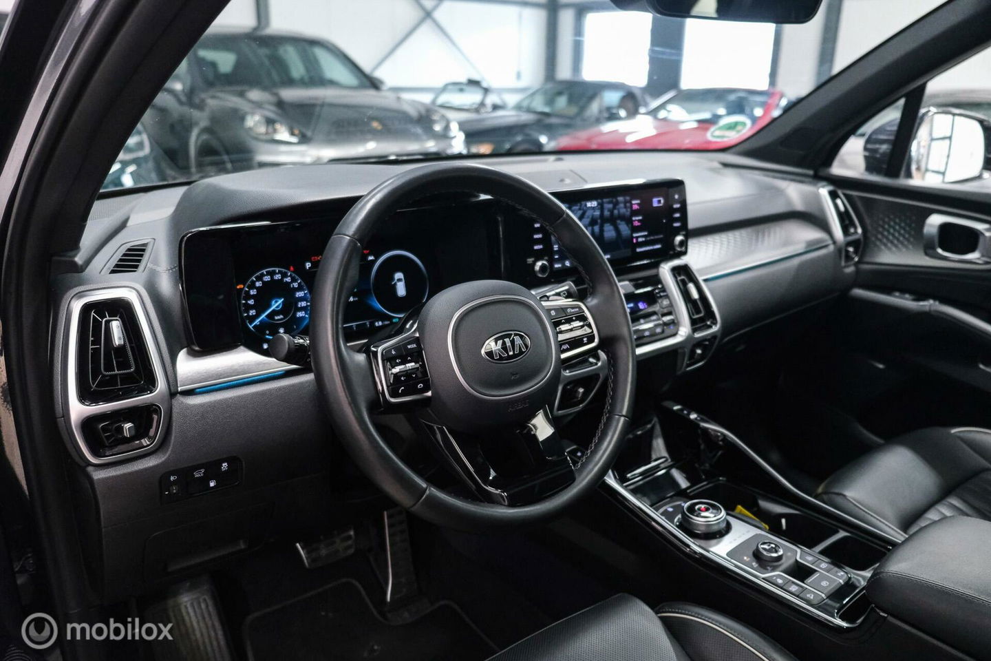 Kia Sorento 1.6 T-GDI Plug-in Hybrid 4WD ComfortLine | Panorama | Bose | Adaptive | Stoelkoeling | LED | Trekhaak | Leder | Zonneschermen |