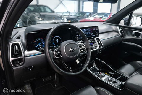 Kia Sorento 1.6 T-GDI Plug-in Hybrid 4WD ComfortLine | Panorama | Bose | Adaptive | Stoelkoeling | LED | Trekhaak | Leder | Zonneschermen |