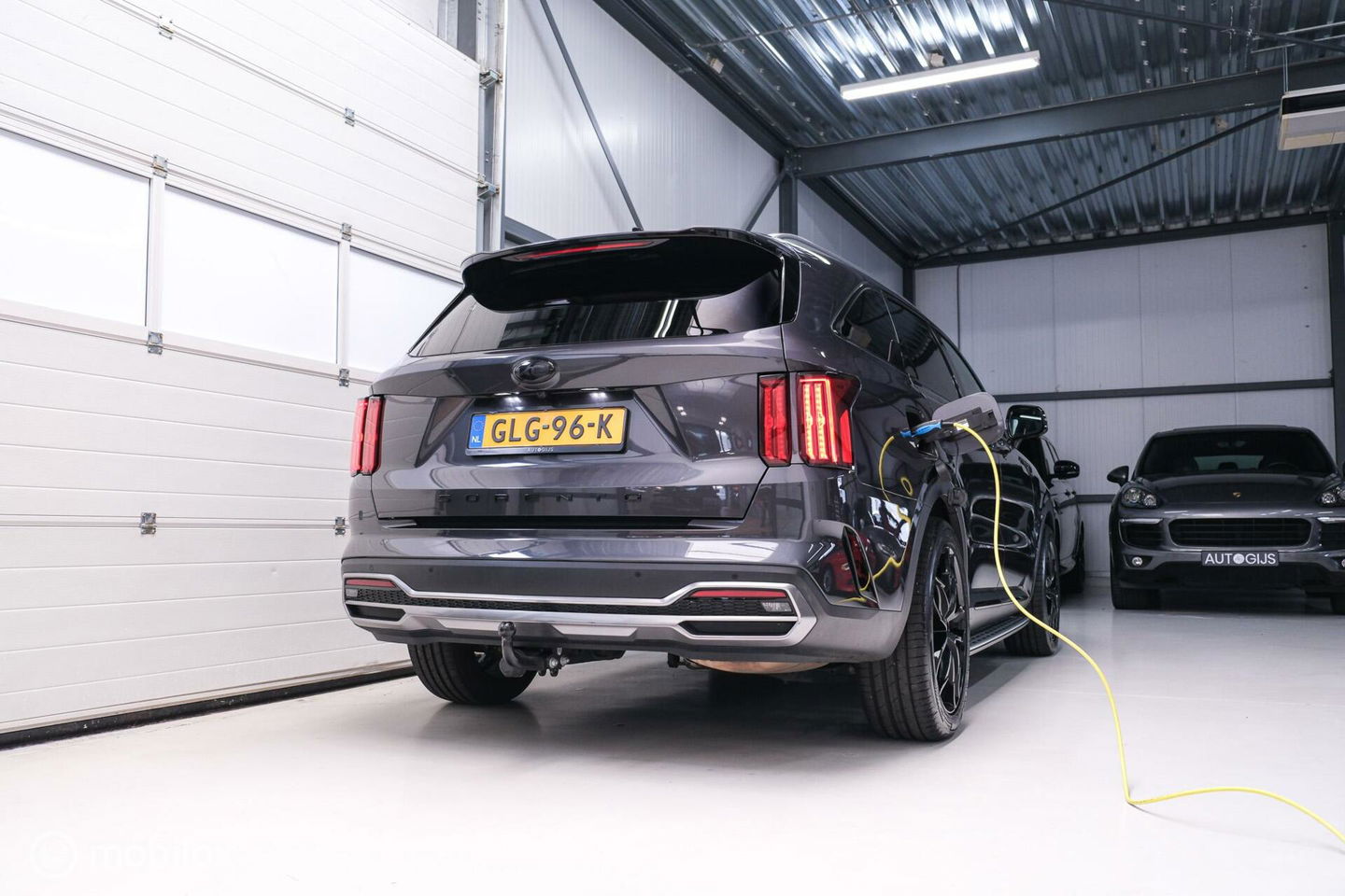 Kia Sorento 1.6 T-GDI Plug-in Hybrid 4WD ComfortLine | Panorama | Bose | Adaptive | Stoelkoeling | LED | Trekhaak | Leder | Zonneschermen |