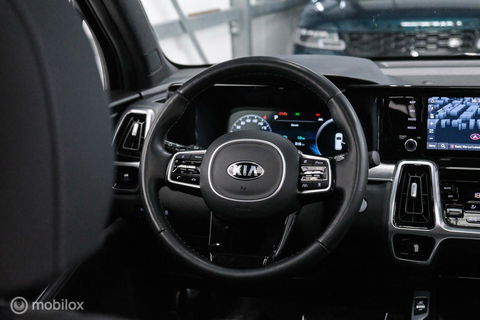 Kia Sorento 1.6 T-GDI Plug-in Hybrid 4WD ComfortLine | Panorama | Bose | Adaptive | Stoelkoeling | LED | Trekhaak | Leder | Zonneschermen |
