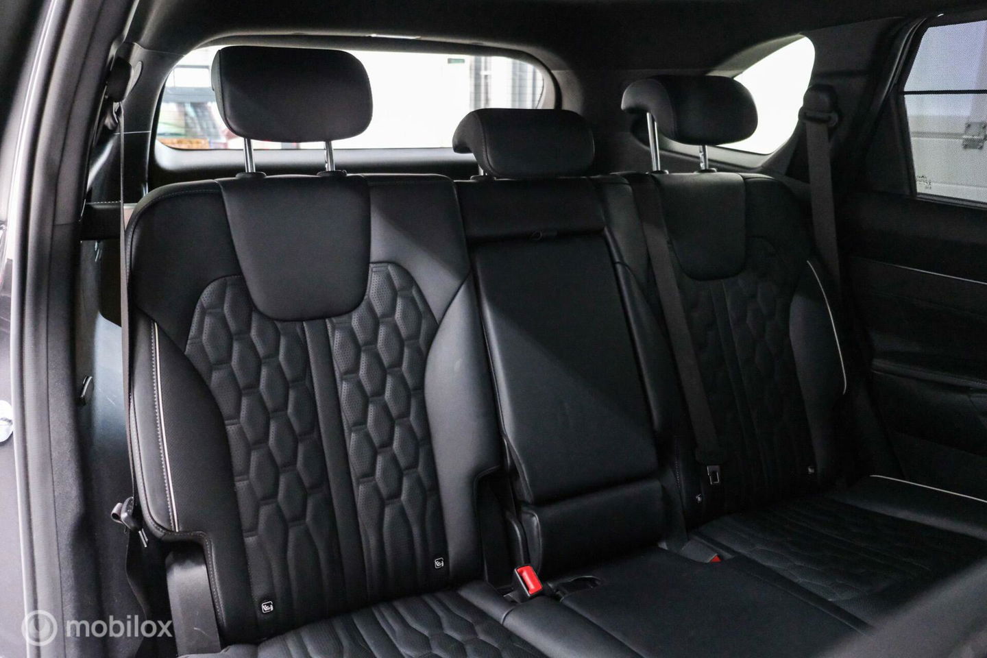 Kia Sorento 1.6 T-GDI Plug-in Hybrid 4WD ComfortLine | Panorama | Bose | Adaptive | Stoelkoeling | LED | Trekhaak | Leder | Zonneschermen |