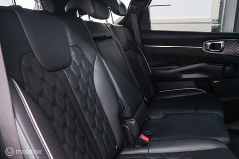 Kia Sorento 1.6 T-GDI Plug-in Hybrid 4WD ComfortLine | Panorama | Bose | Adaptive | Stoelkoeling | LED | Trekhaak | Leder | Zonneschermen |