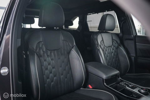 Kia Sorento 1.6 T-GDI Plug-in Hybrid 4WD ComfortLine | Panorama | Bose | Adaptive | Stoelkoeling | LED | Trekhaak | Leder | Zonneschermen |