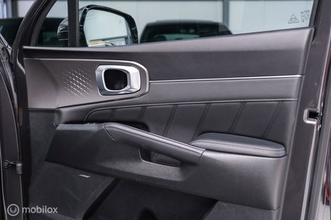Kia Sorento 1.6 T-GDI Plug-in Hybrid 4WD ComfortLine | Panorama | Bose | Adaptive | Stoelkoeling | LED | Trekhaak | Leder | Zonneschermen |