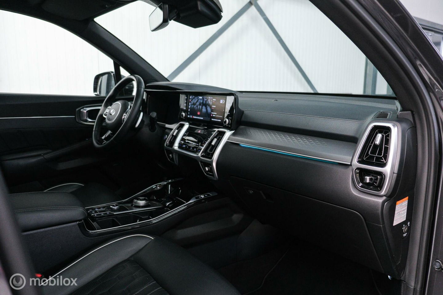Kia Sorento 1.6 T-GDI Plug-in Hybrid 4WD ComfortLine | Panorama | Bose | Adaptive | Stoelkoeling | LED | Trekhaak | Leder | Zonneschermen |