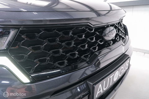 Kia Sorento 1.6 T-GDI Plug-in Hybrid 4WD ComfortLine | Panorama | Bose | Adaptive | Stoelkoeling | LED | Trekhaak | Leder | Zonneschermen |