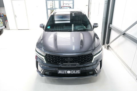 Kia Sorento 1.6 T-GDI Plug-in Hybrid 4WD ComfortLine | Panorama | Bose | Adaptive | Stoelkoeling | LED | Trekhaak | Leder | Zonneschermen |