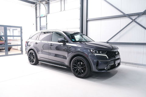 Kia Sorento 1.6 T-GDI Plug-in Hybrid 4WD ComfortLine | Panorama | Bose | Adaptive | Stoelkoeling | LED | Trekhaak | Leder | Zonneschermen |