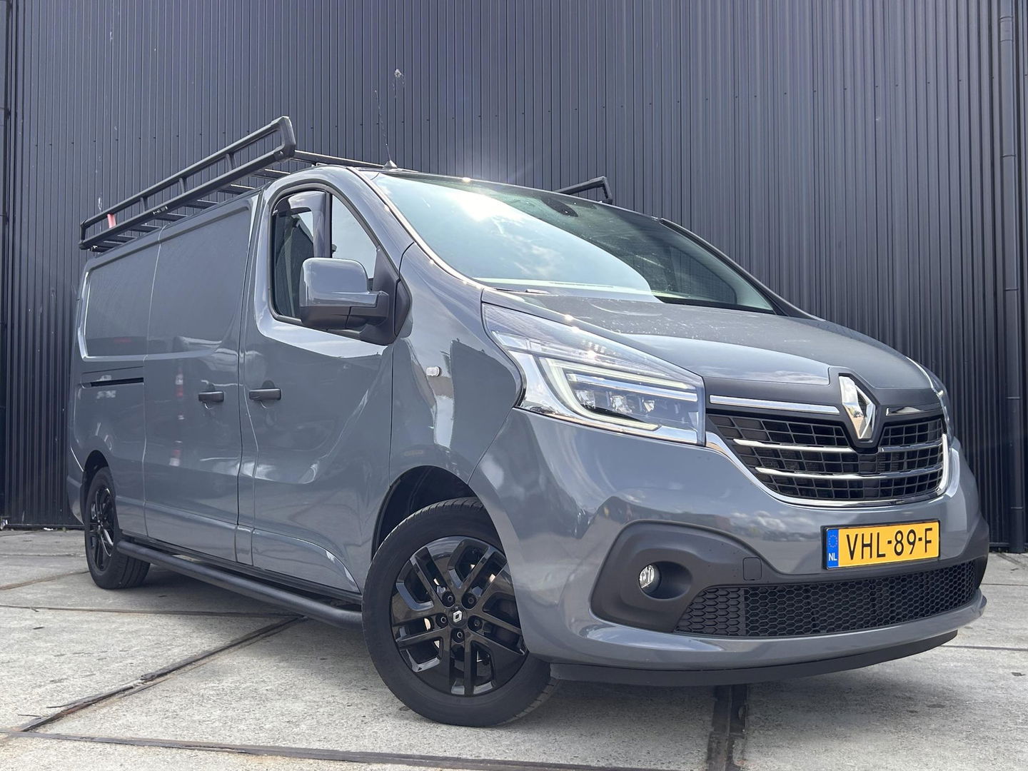 Renault Trafic 2.0 dCi 170PK L2H1 Luxe | LED | LMV | 2x Schuifdeur | R-Link | Carplay