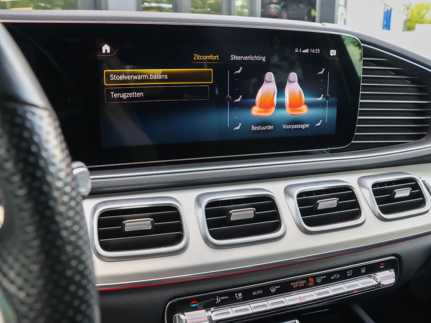 Mercedes-Benz GLE 350de 4MATIC AMG Line | Treeplanken | Camera