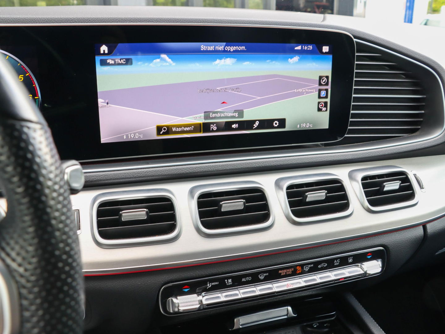 Mercedes-Benz GLE 350de 4MATIC AMG Line | Treeplanken | Camera