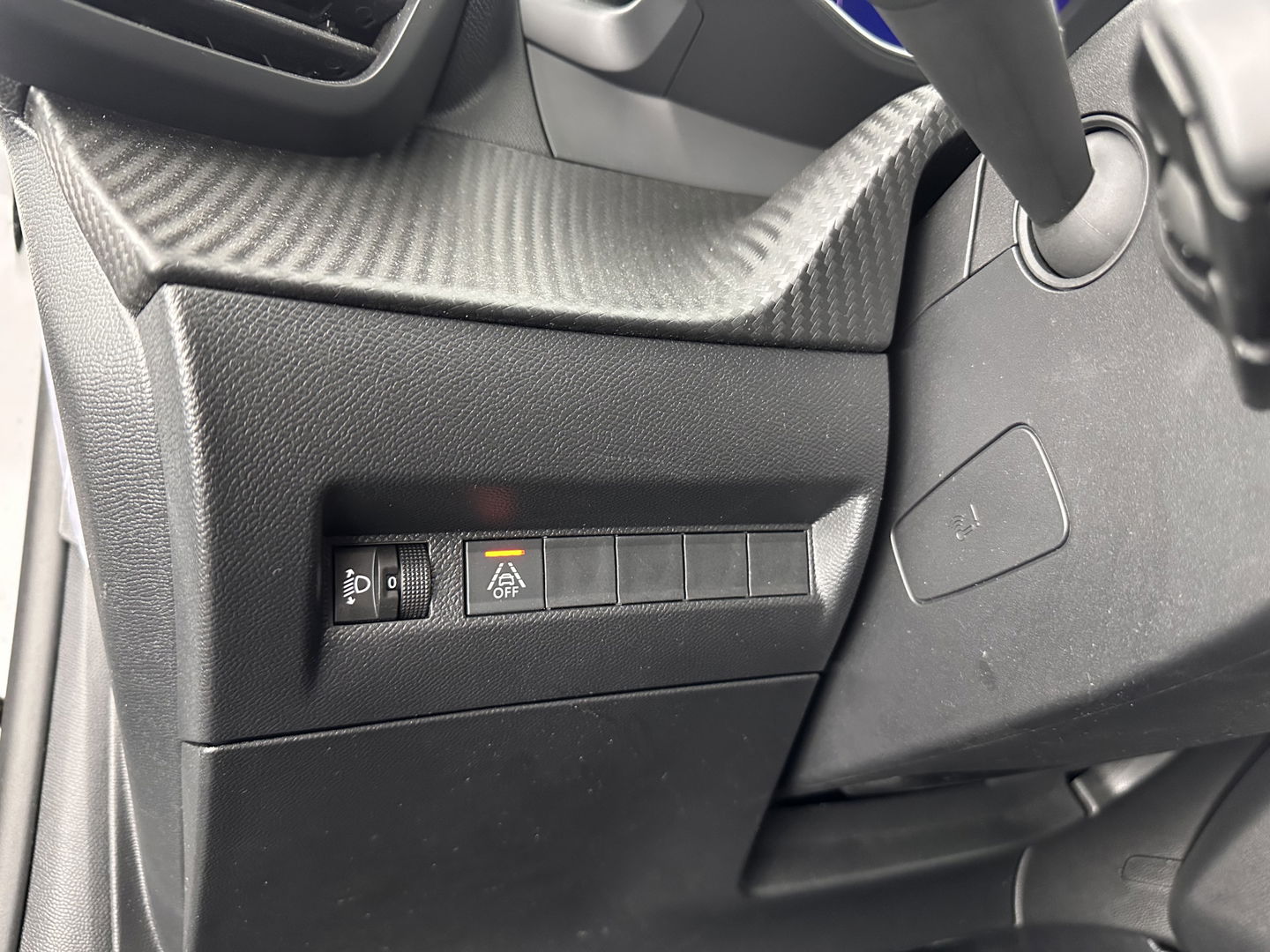 Peugeot e-208 EV Allure Pack 50 kWh [ 3-Fase ] (INCL-BTW) *1/2LEATHER | FULL-LED | DIGI-COCKPIT | CCS-FASTLOADER | KEYLESS | CAMERA | NAVI-FULLMAP | APP.CONNECT | LANE-ASSIST | DAB+ | CRUISE | SPORT-COMFORT-SEATS | 1/2-LEATHER | 16"ALU*