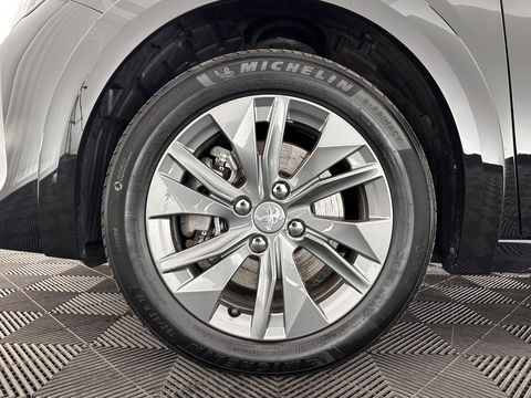 Peugeot e-208 EV Allure Pack 50 kWh [ 3-Fase ] (INCL-BTW) *1/2LEATHER | FULL-LED | DIGI-COCKPIT | CCS-FASTLOADER | KEYLESS | CAMERA | NAVI-FULLMAP | APP.CONNECT | LANE-ASSIST | DAB+ | CRUISE | SPORT-COMFORT-SEATS | 1/2-LEATHER | 16"ALU*