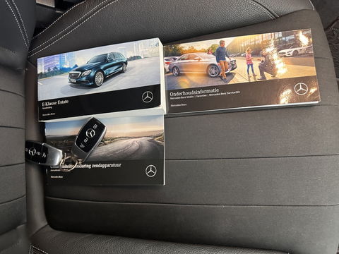 Mercedes-Benz E-Klasse Estate 220 d Premium Aut. *1/2LEATHER | MULTIBEAM-LED | WIDESCREEN-DIGI-COCKPIT | TOP-VIEW | MEMORY-PACK | AMBIENT-LIGHT | COMFORT-SEATS | NAVI-FULLMAP | 17''ALU*