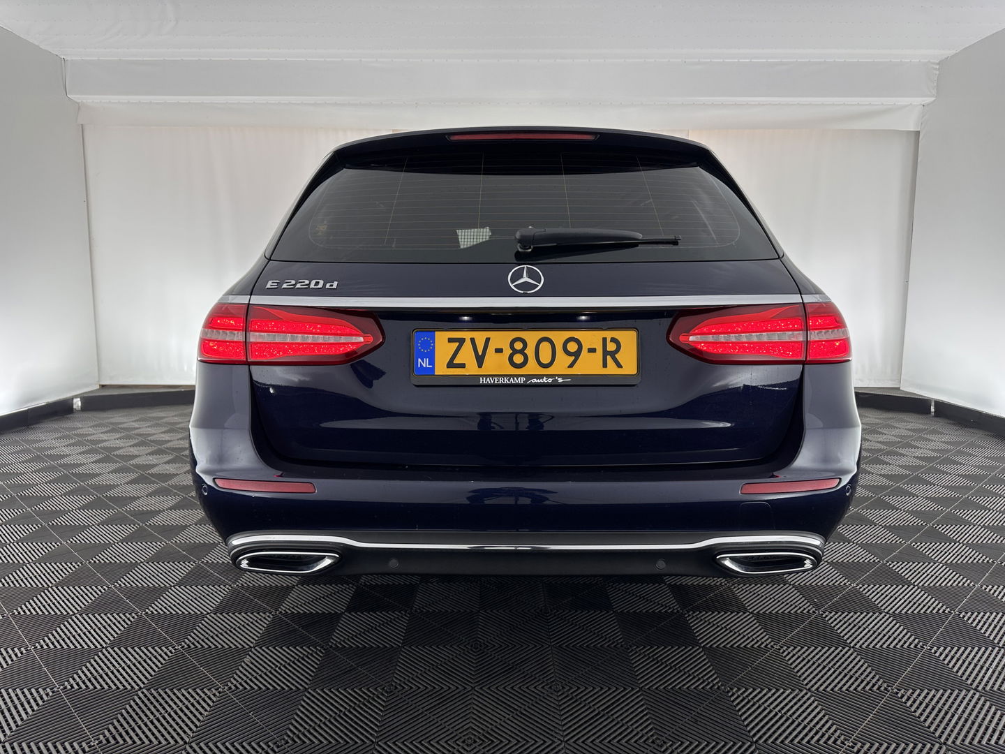 Mercedes-Benz E-Klasse Estate 220 d Premium Aut. *1/2LEATHER | MULTIBEAM-LED | WIDESCREEN-DIGI-COCKPIT | TOP-VIEW | MEMORY-PACK | AMBIENT-LIGHT | COMFORT-SEATS | NAVI-FULLMAP | 17''ALU*