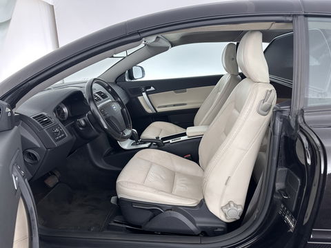 Volvo C70 Convertible 2.0D Momentum Intro Edition Aut. *LUXURY-LEATHER | BI-XENON | NAVI-FULLMAP | BLINDSPOT | HEATED-COMFORTSEATS | AIRSCARF | ECC | PDC | CRUISE | 16''ALU*