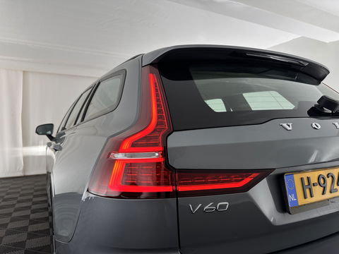 Volvo V60 2.0 T4 Aut. *FULL-LED | DIGI-COCKPIT | NAVI-FULLMAP | ECC | CRUISE | COMFORT-SEATS | LANE-ASSIST | CARPLAY | 18"ALU*