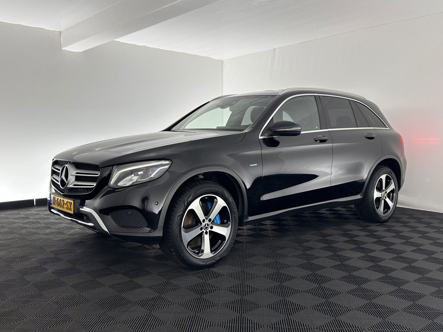 Mercedes-Benz GLC 350e 4MATIC Premium Plus Aut. *ARTICO-FULL-LEATHER | BURMESTER-AUDIO | HEAD-UP | FULL-LED | CAMERA  | HEATED-SEATS | SHIFT-PADDLES | SPORT-SEATS | NAVI-FULLMAP | TOWBAR | 19"ALU*