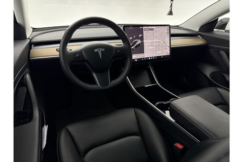 Tesla Model 3 Standard RWD Plus 60 kWh 238PK Autopilot Camera LED Pano Memory Clima Cruise Leder Navi PDC 18''LMV