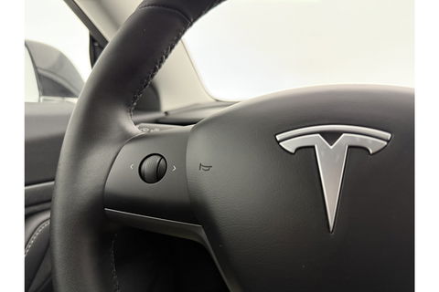 Tesla Model 3 Standard RWD Plus 60 kWh 238PK Autopilot Camera LED Pano Memory Clima Cruise Leder Navi PDC 18''LMV