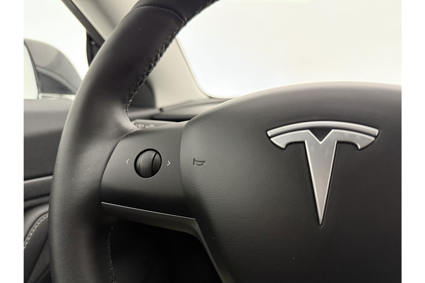 Tesla Model 3 Standard RWD Plus 60 kWh 238PK Autopilot Camera LED Pano Memory Clima Cruise Leder Navi PDC 18''LMV