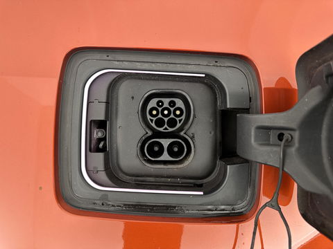 BMW i3 Range Extender Comfort Advance *LUXURY-LEATHER | NAVI-FULLMAP | CAMERA | HEATED-COMFORTSEATS | LANE-ASSIST | CCS-FASTLOADER | ADAPTIVE-CRUISE | ECC | DIGI-COCKPIT | PDC | 20''ALU*