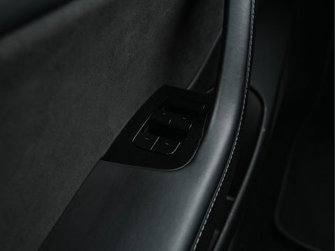 Tesla Model 3 Long Range AWD 75 kWh [ 3-Fase ] (INCL-BTW) Aut. *PANO | AUTO-PILOT | FULL-LEATHER | KEYLESS | FULL-LED | MEMORY-PACK | SURROUND-VIEW | DAB | CARPLAY | DIGI-COCKPIT | LANE-ASSIST | COMFORT-SEATS | 19"ALU*