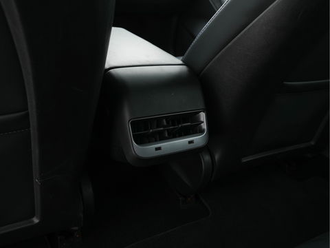 Tesla Model 3 Long Range AWD 75 kWh [ 3-Fase ] (INCL-BTW) Aut. *PANO | AUTO-PILOT | FULL-LEATHER | KEYLESS | FULL-LED | MEMORY-PACK | SURROUND-VIEW | DAB | CARPLAY | DIGI-COCKPIT | LANE-ASSIST | COMFORT-SEATS | 19"ALU*
