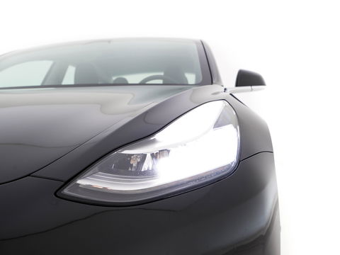 Tesla Model 3 Long Range AWD 75 kWh [ 3-Fase ] (INCL-BTW) Aut. *PANO | AUTO-PILOT | FULL-LEATHER | KEYLESS | FULL-LED | MEMORY-PACK | SURROUND-VIEW | DAB | CARPLAY | DIGI-COCKPIT | LANE-ASSIST | COMFORT-SEATS | 19"ALU*
