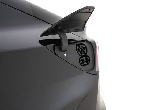 Tesla Model 3 Long Range AWD 75 kWh [ 3-Fase ] (INCL-BTW) Aut. *PANO | AUTO-PILOT | FULL-LEATHER | KEYLESS | FULL-LED | MEMORY-PACK | SURROUND-VIEW | DAB | CARPLAY | DIGI-COCKPIT | LANE-ASSIST | COMFORT-SEATS | 19"ALU*
