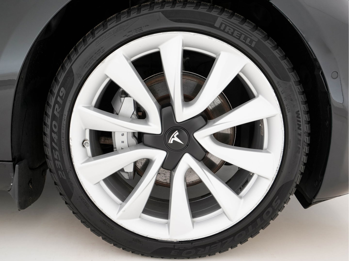 Tesla Model 3 Long Range AWD 75 kWh [ 3-Fase ] (INCL-BTW) Aut. *PANO | AUTO-PILOT | FULL-LEATHER | KEYLESS | FULL-LED | MEMORY-PACK | SURROUND-VIEW | DAB | CARPLAY | DIGI-COCKPIT | LANE-ASSIST | COMFORT-SEATS | 19"ALU*