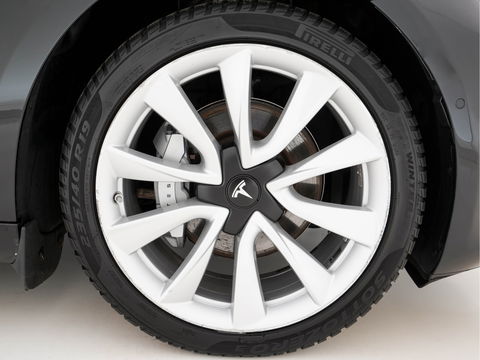Tesla Model 3 Long Range AWD 75 kWh [ 3-Fase ] (INCL-BTW) Aut. *PANO | AUTO-PILOT | FULL-LEATHER | KEYLESS | FULL-LED | MEMORY-PACK | SURROUND-VIEW | DAB | CARPLAY | DIGI-COCKPIT | LANE-ASSIST | COMFORT-SEATS | 19"ALU*