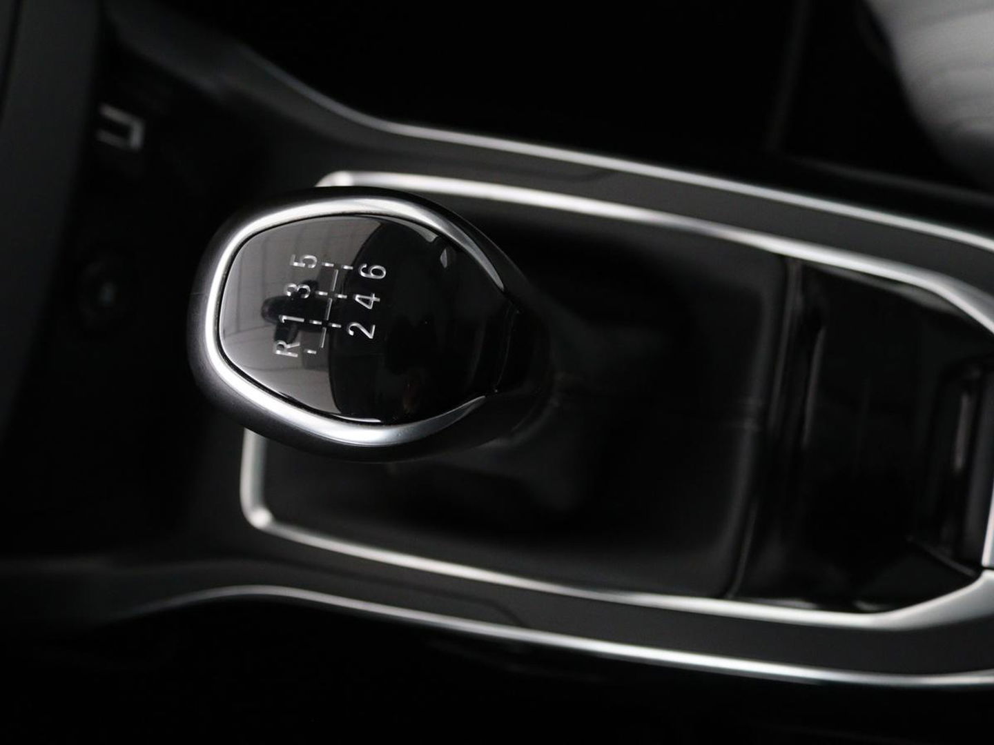Peugeot 308 1.5 BlueHDi Blue Lease Premium | Panoramadak | Camera | Carplay | Navigatie | Parkeerhulp | Climate control