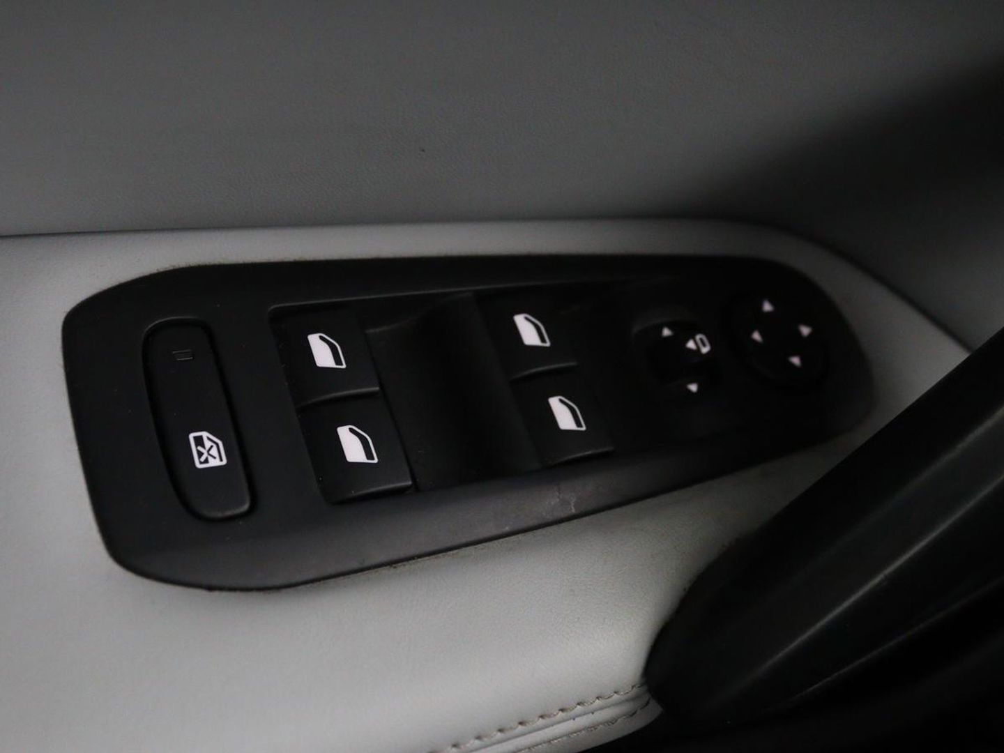 Peugeot 308 1.5 BlueHDi Blue Lease Premium | Panoramadak | Camera | Carplay | Navigatie | Parkeerhulp | Climate control