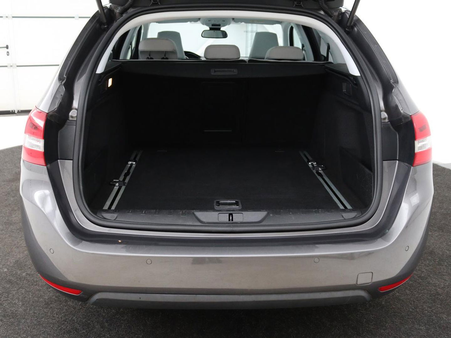 Peugeot 308 1.5 BlueHDi Blue Lease Premium | Panoramadak | Camera | Carplay | Navigatie | Parkeerhulp | Climate control